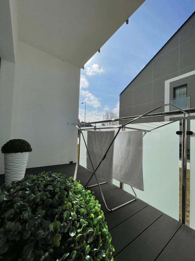 Sunset Resort Apartament Dziesiatka Przy Plazy 그르지보보 외부 사진